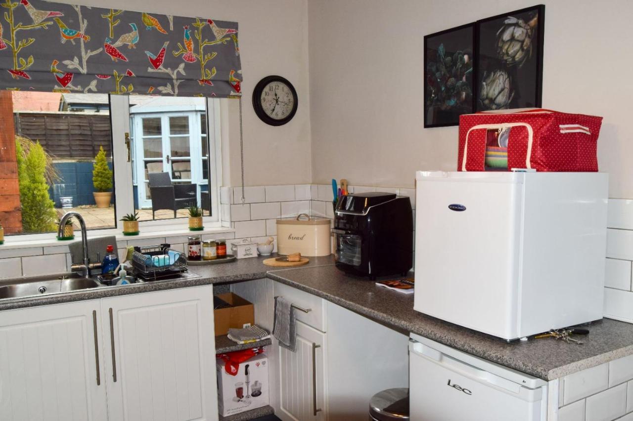 Beval Cottage Абъргавени Екстериор снимка